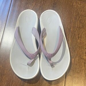 Olukai Pi'oe Women’s Size 9 Sandal Flip Flop Beach lavender/gray